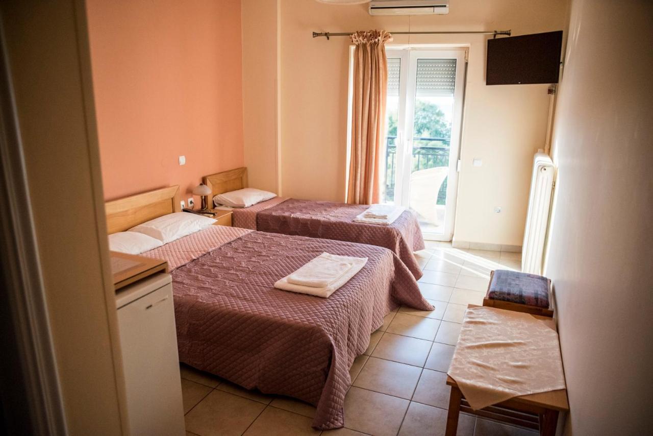 Zoumboulis Rooms Mytilene Exterior photo