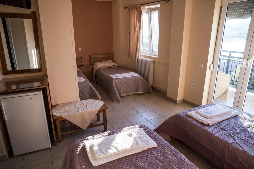 Zoumboulis Rooms Mytilene Exterior photo