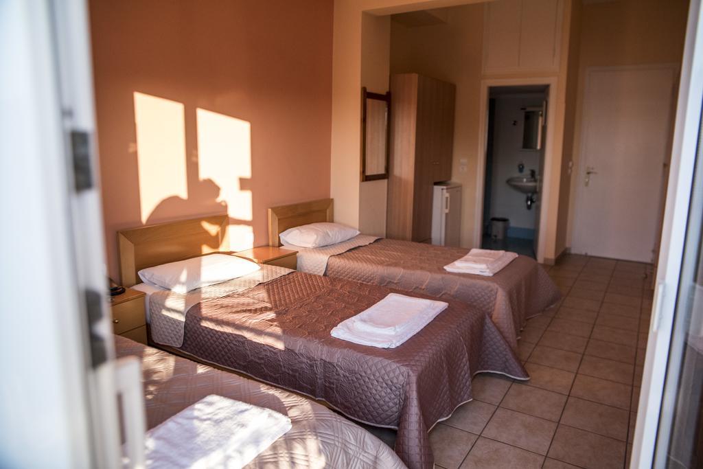 Zoumboulis Rooms Mytilene Exterior photo