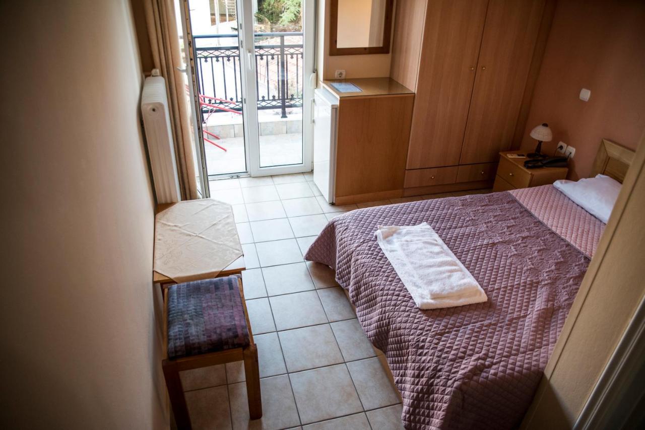Zoumboulis Rooms Mytilene Exterior photo